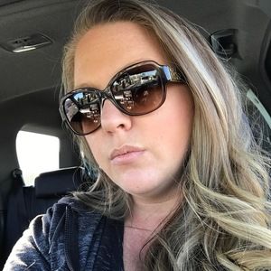 Meet your Posher, Wendy
